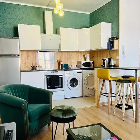 Apartment Ravissant T2 Proche Centre-ville Et Jard Châlons-en-Champagne