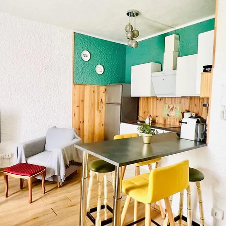 Ravissant T2 Proche Centre-ville Et Jard Apartment